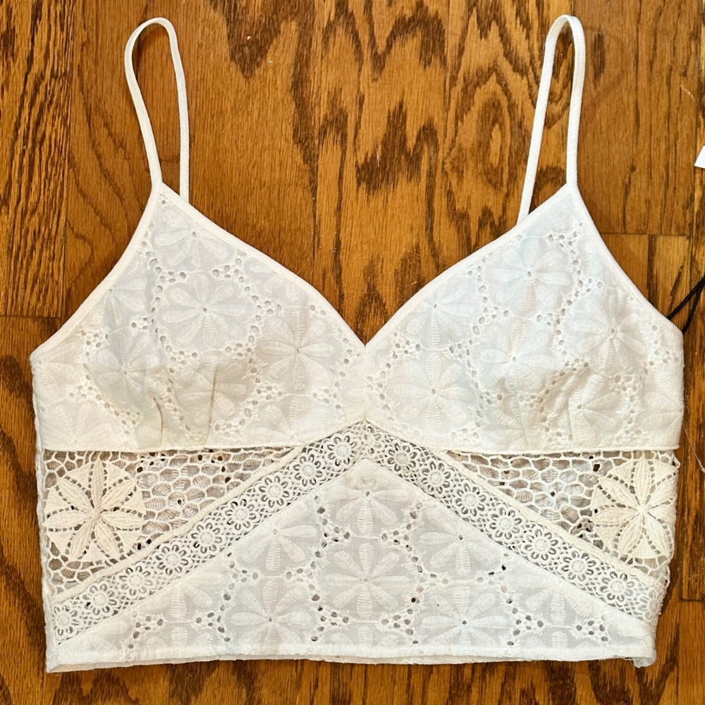 Line & Dot White Floral Eyelet Crochet Lace Panel Crop Cami Top XS Romantic